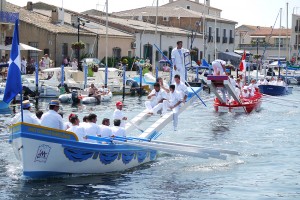 Water jousting in Marseillan Port